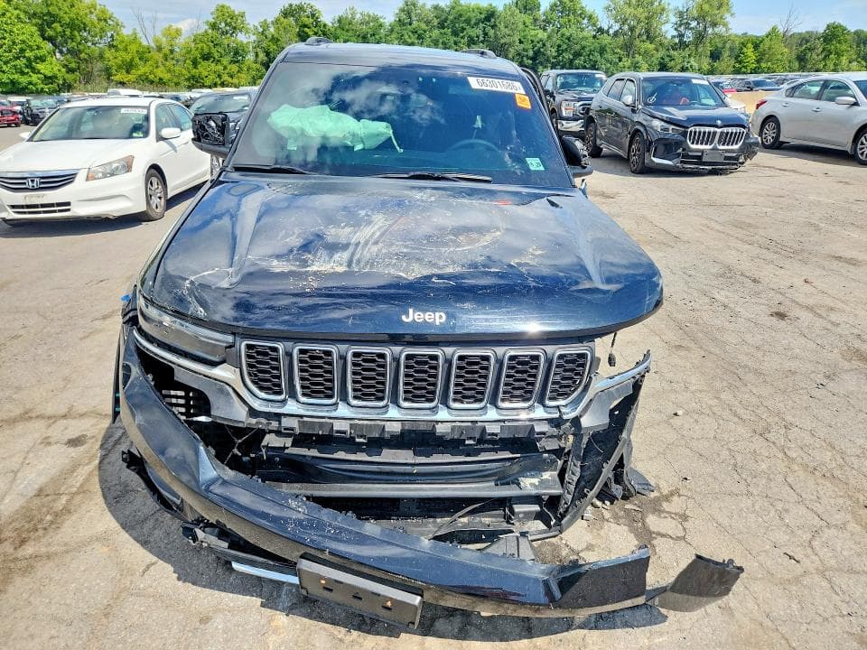 2024 JEEP GRAND CHEROKEE LAREDO 5
