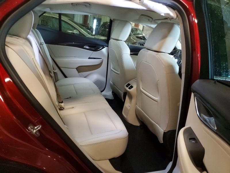 2021 BUICK ENVISION ESSENCE 11