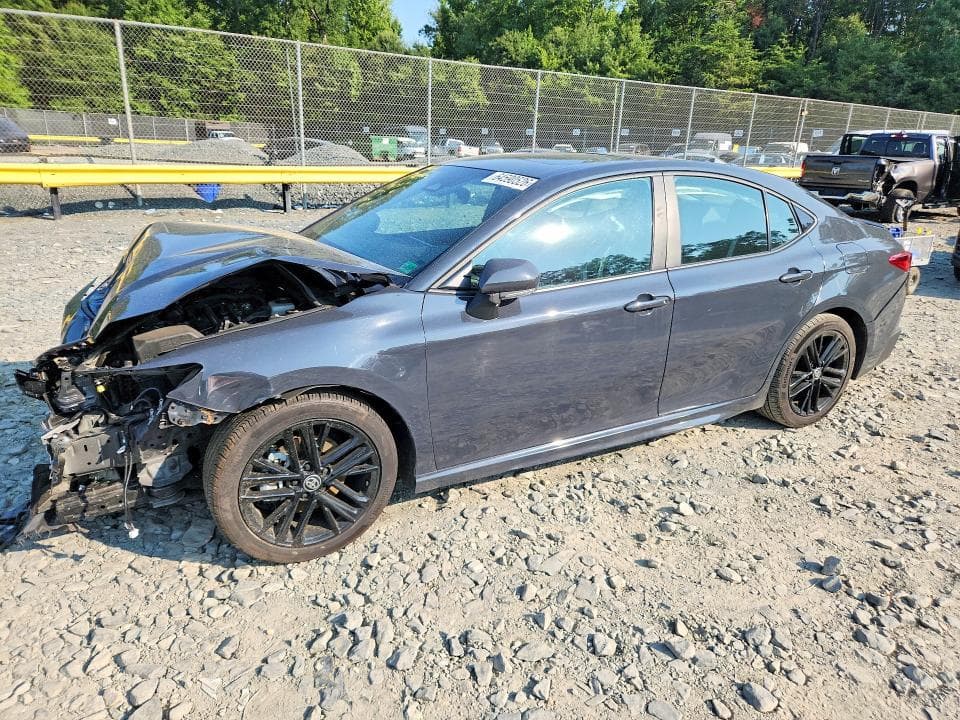 2025 TOYOTA CAMRY SE - 1