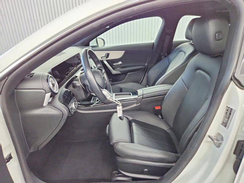 2025 MERCEDES-BENZ CLA 250 7