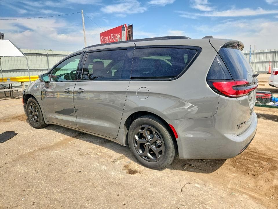 2021 CHRYSLER PACIFICA HYBRID LIMITED 2