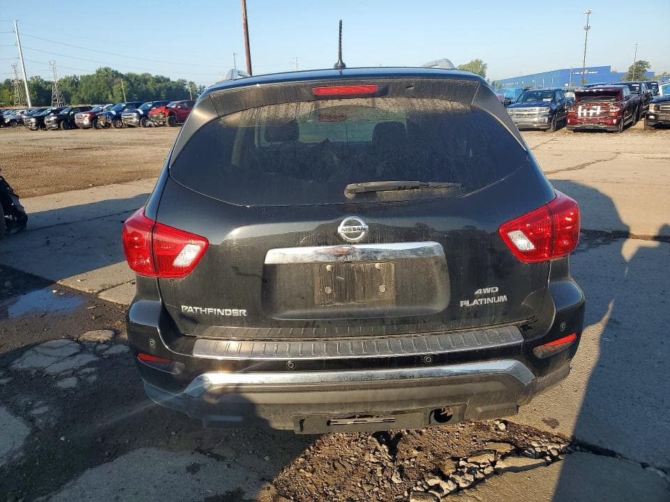 2018 NISSAN PATHFINDER PLATINUM 6