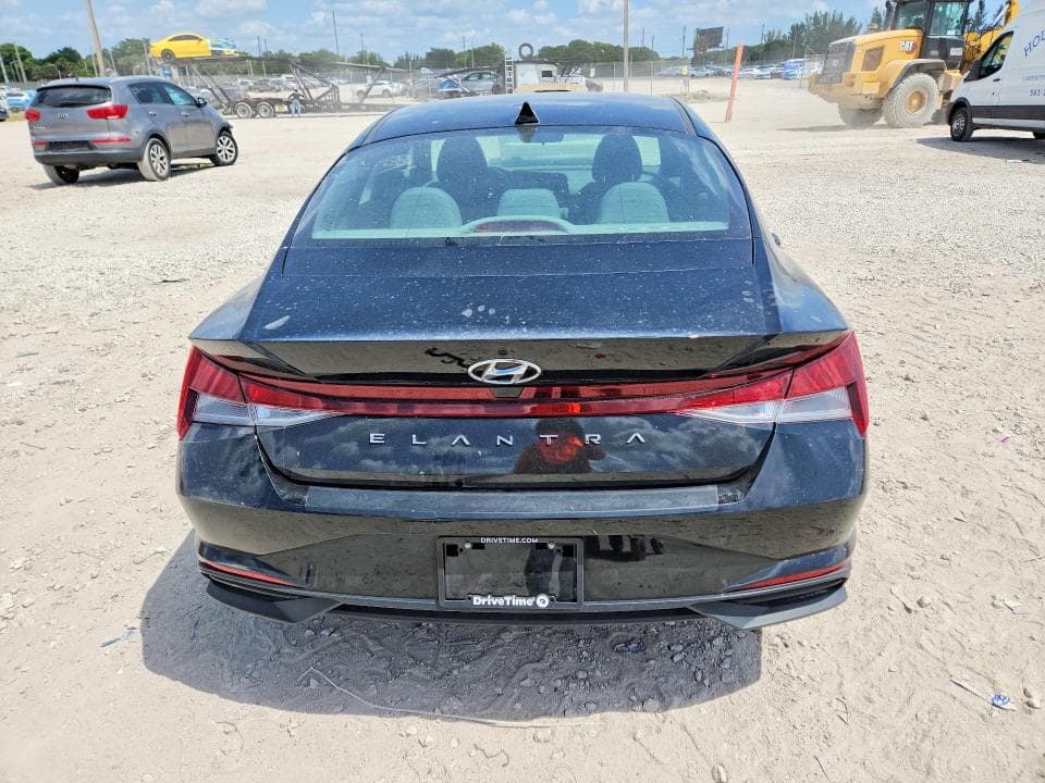 2023 HYUNDAI ELANTRA SE 6