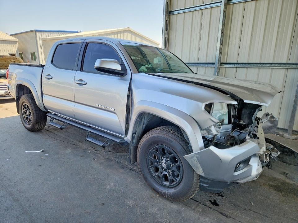 2020 TOYOTA TACOMA SR5 V6 4