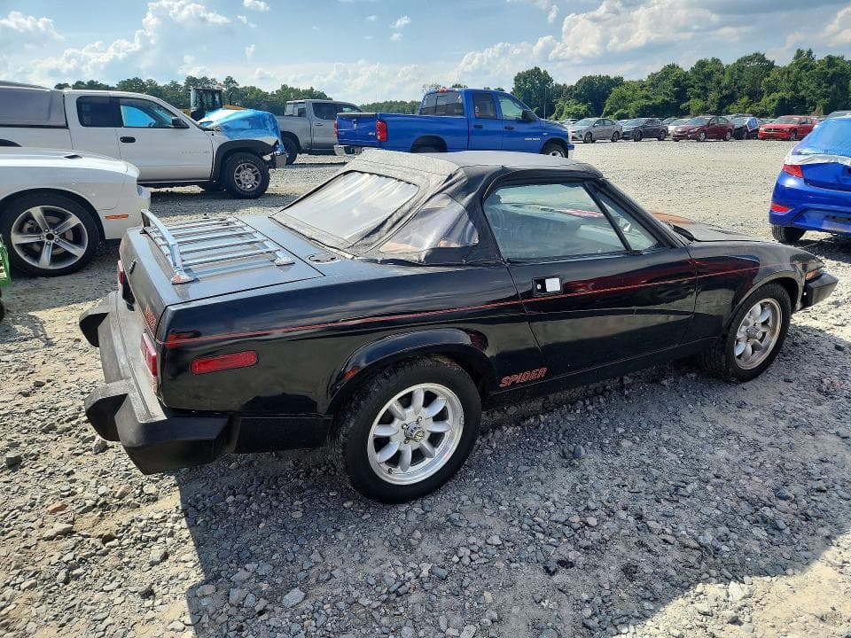 1980 TRIUMPH CAR TR-7 3