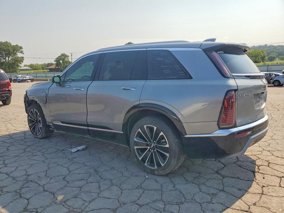 2026 CADILLAC VISTIQ LUXURY 2