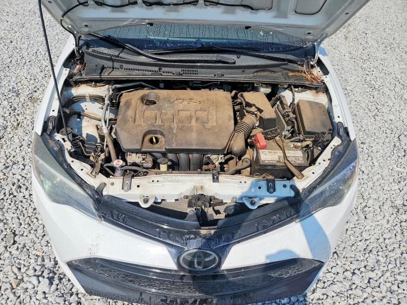 2017 TOYOTA COROLLA LE 11