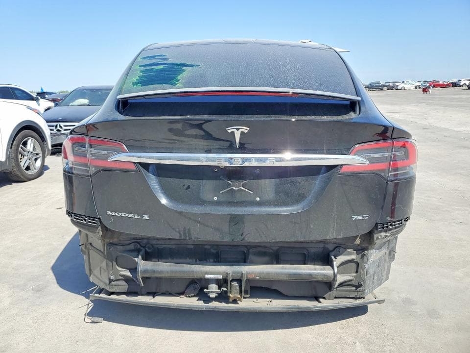 2018 TESLA MODEL X 6
