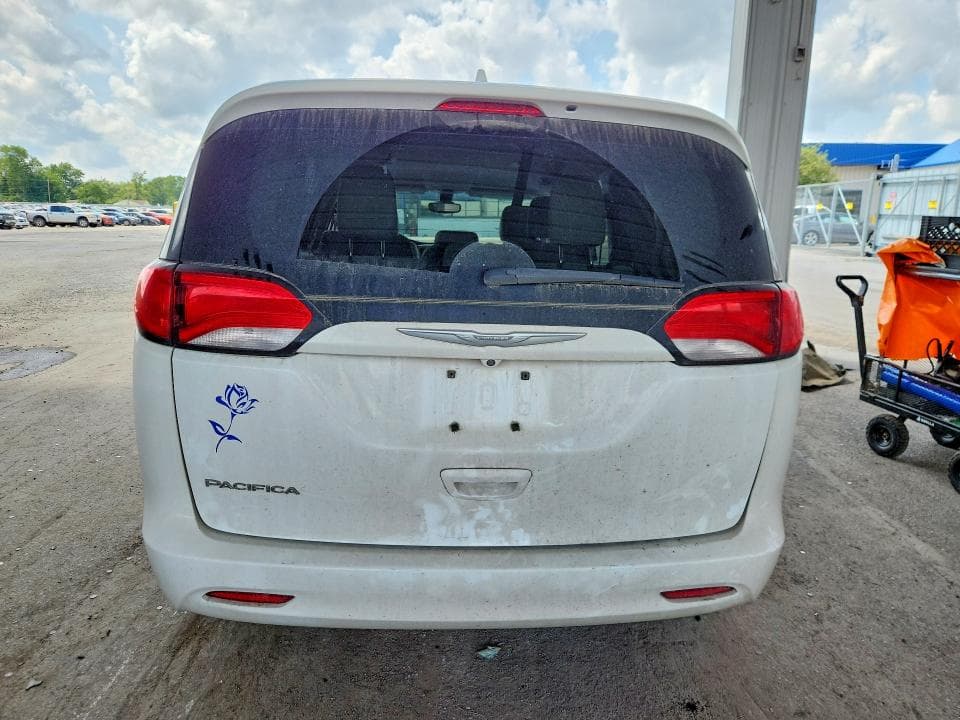 2017 CHRYSLER PACIFICA TOURING 6