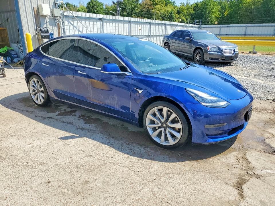 2019 TESLA MODEL 3 4