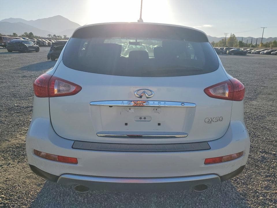 2017 INFINITI QX50 BASE 6