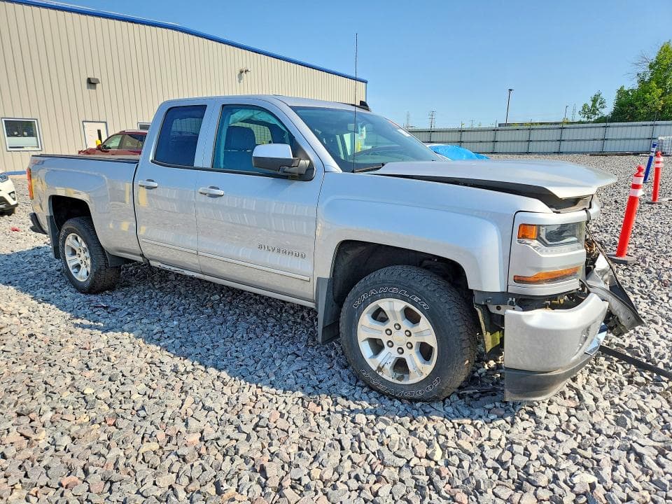 2017 CHEVROLET SILVERADO K1500 LT 4