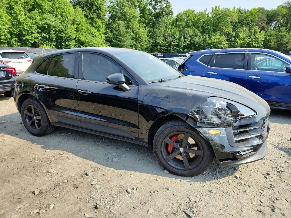 2020 PORSCHE MACAN 4