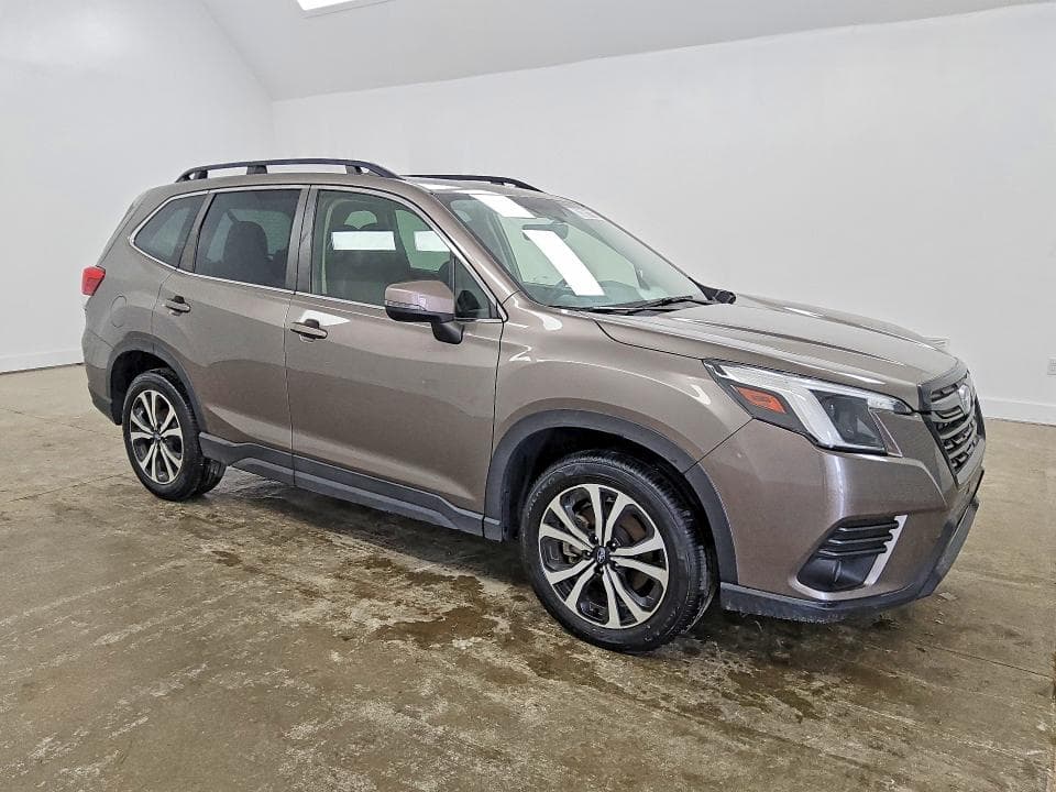 2023 SUBARU FORESTER LIMITED 4