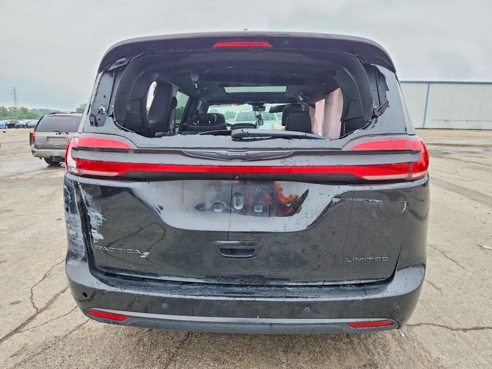2025 CHRYSLER PACIFICA LIMITED 6