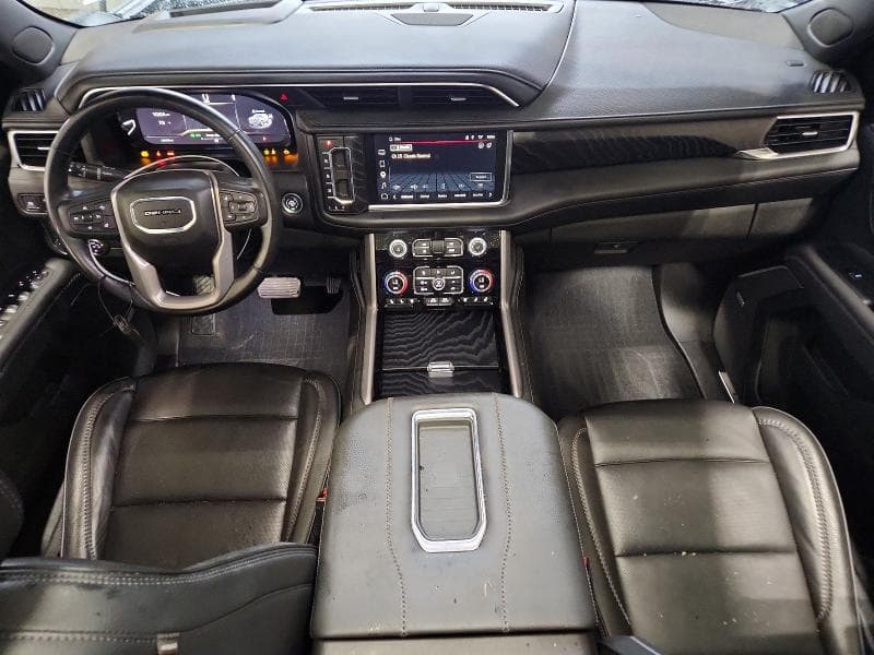 2024 GMC YUKON DENALI 8