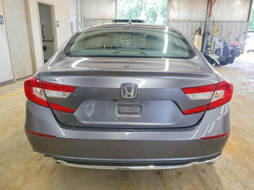 2018 HONDA ACCORD EX 6
