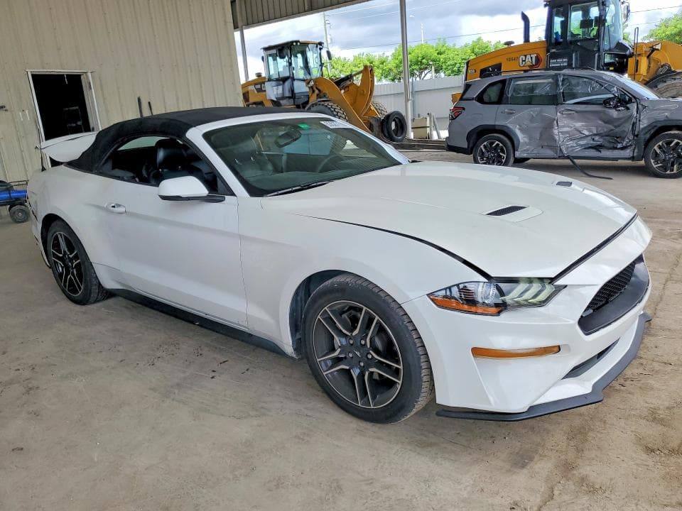 2018 FORD MUSTANG 4