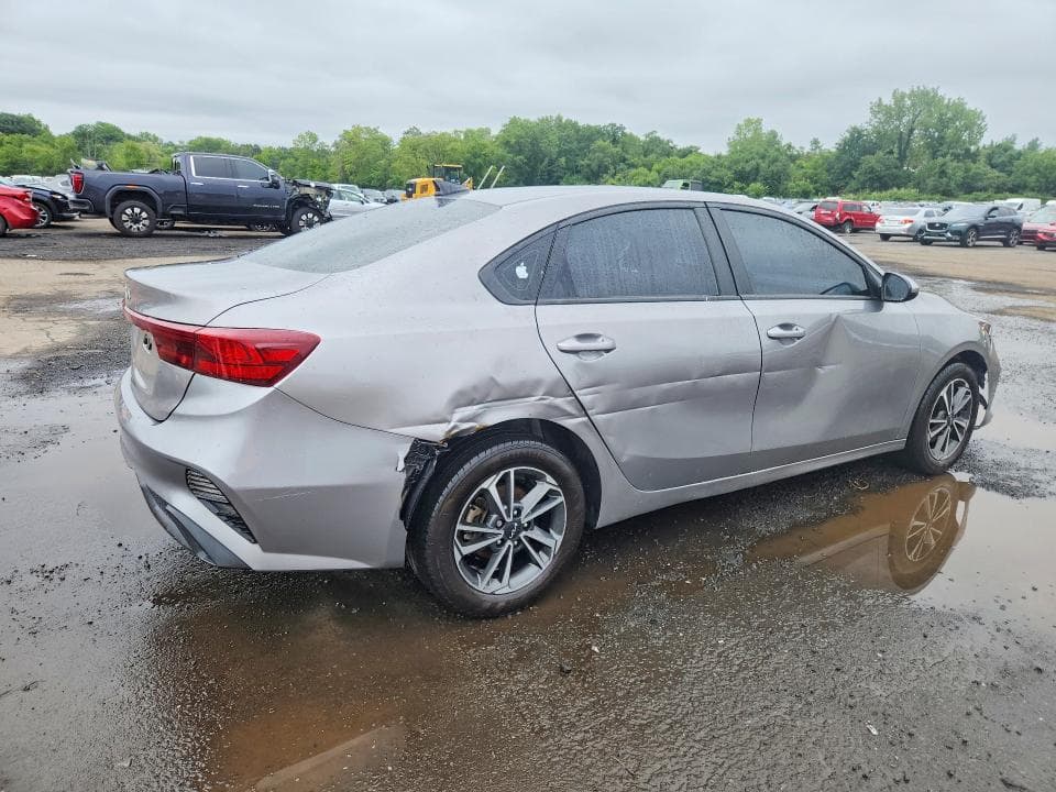 2023 KIA FORTE LXS 3