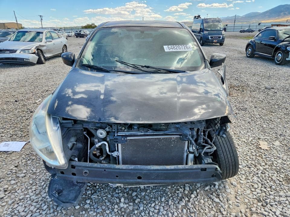 2017 NISSAN VERSA 1.6 SV 5