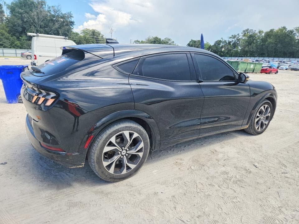 2023 FORD MUSTANG MACH-E PREMIUM 3