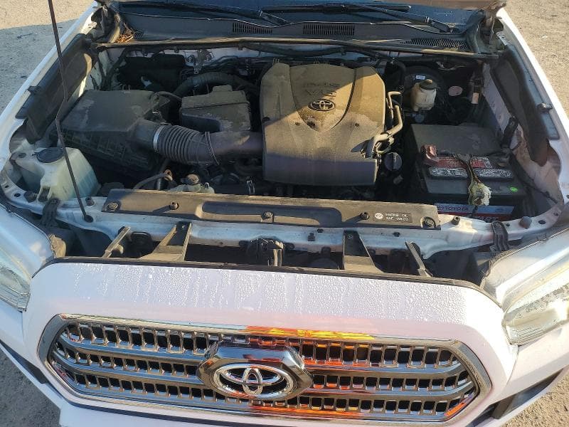 2017 TOYOTA TACOMA TRD SPORT 11