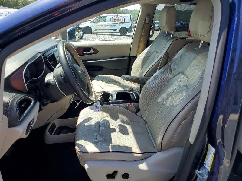 2017 CHRYSLER PACIFICA LIMITED 7