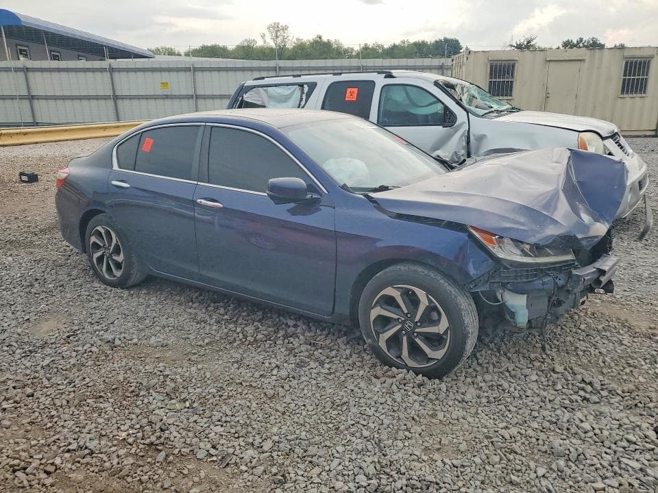 2017 HONDA ACCORD EX 4