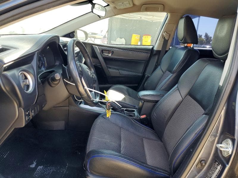2017 TOYOTA COROLLA SE 7