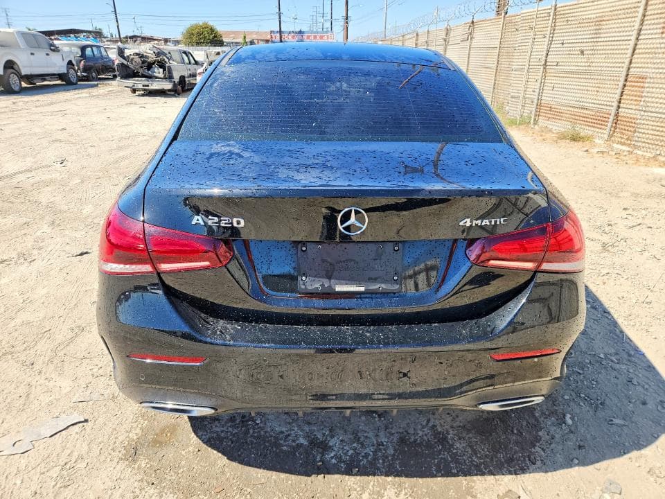 2019 MERCEDES-BENZ A 220 4MATIC 6