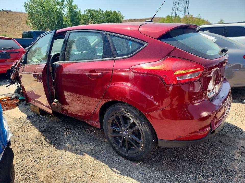2017 FORD FOCUS SE 2