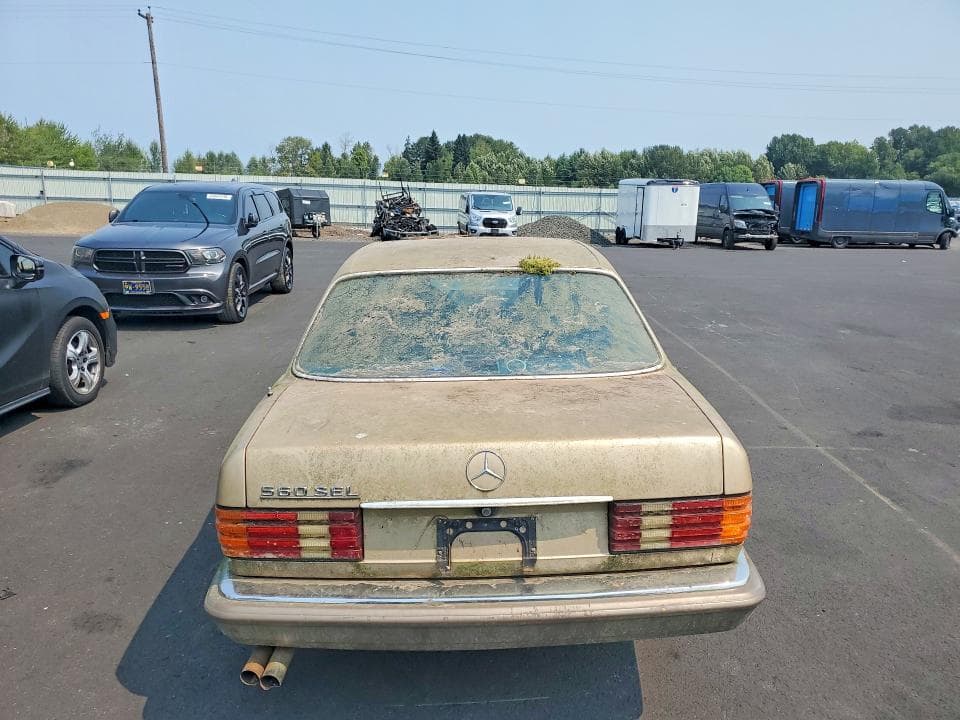 1986 MERCEDES-BENZ 560 SEL 6