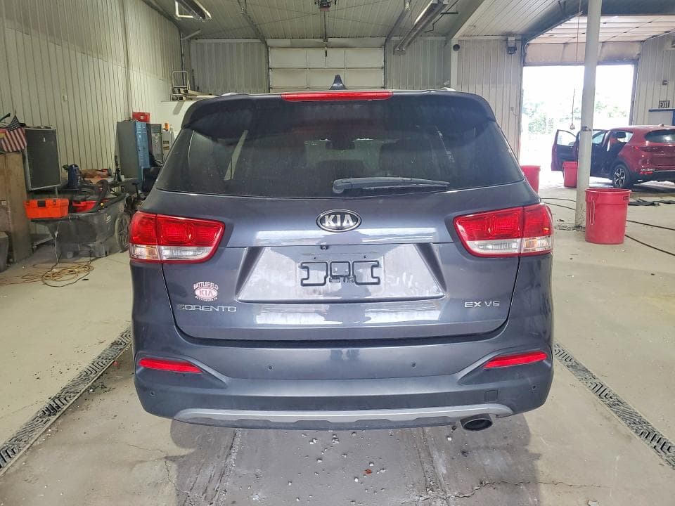 2017 KIA SORENTO EX 6