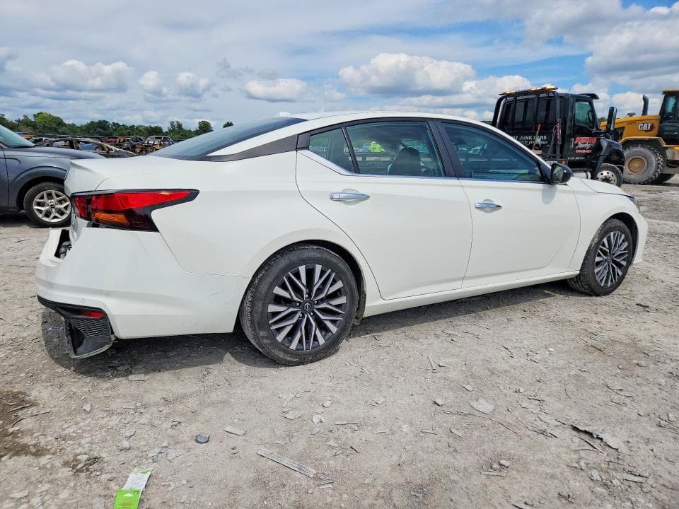 2025 NISSAN ALTIMA SV 3