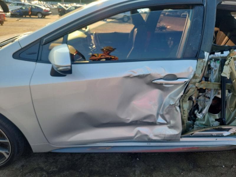 2021 TOYOTA COROLLA SE 7