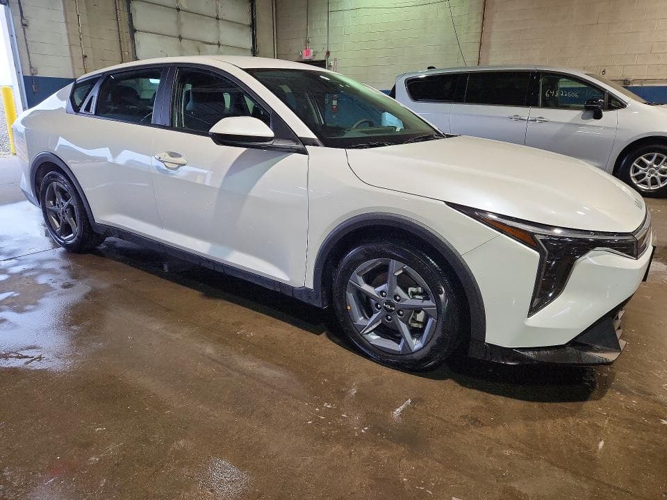 2026 KIA K4 LXS 4