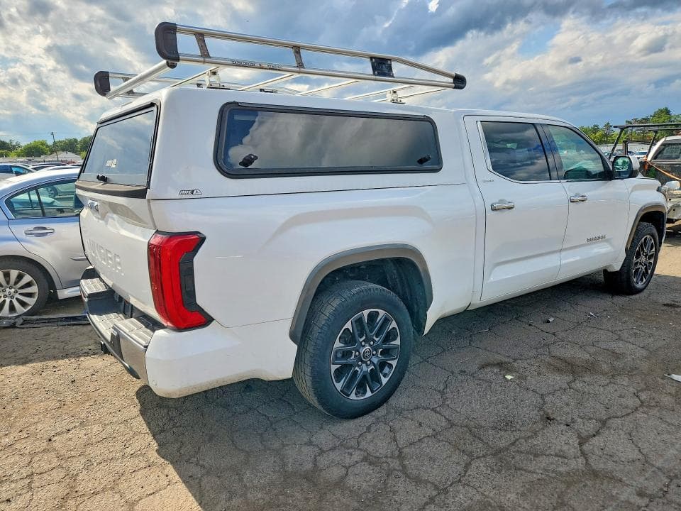 2022 TOYOTA TUNDRA CREWMAX LIMITED 3