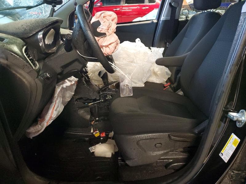 2020 CHEVROLET TRAX LS 7