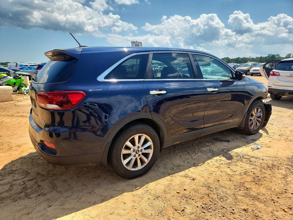 2020 KIA SORENTO LX 3