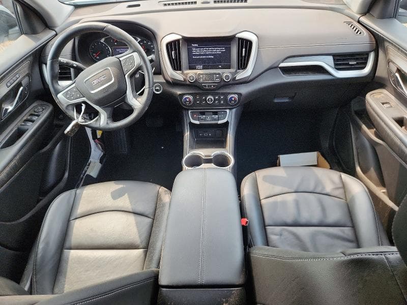 2023 GMC TERRAIN SLT 8