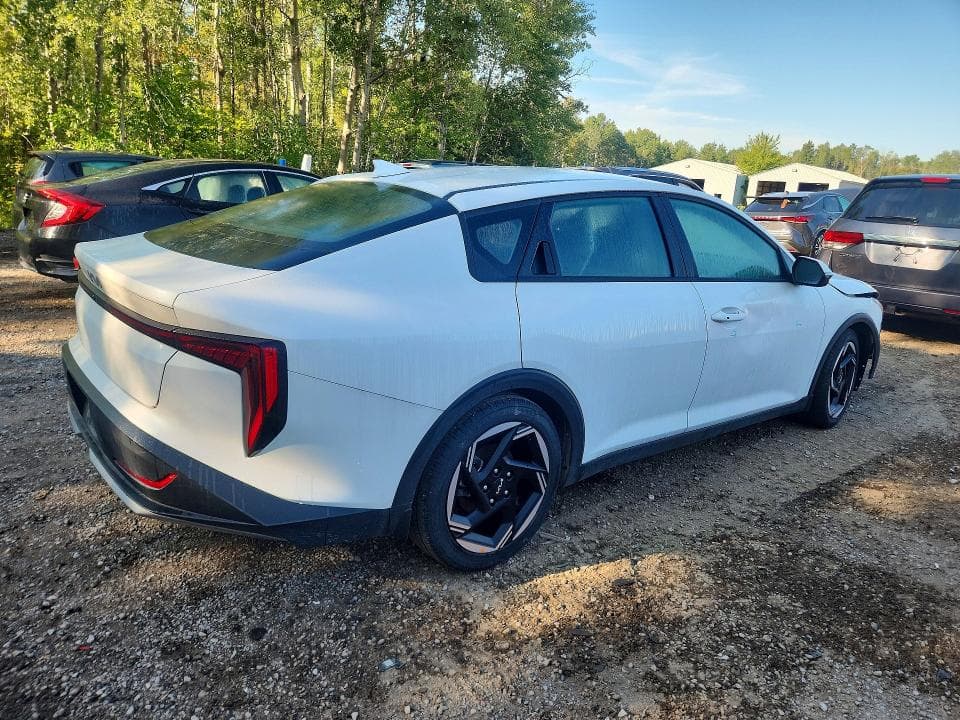 2025 KIA K4 EX 3