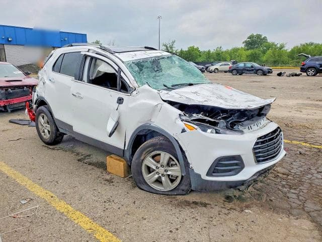 2019 CHEVROLET TRAX 1LT 4
