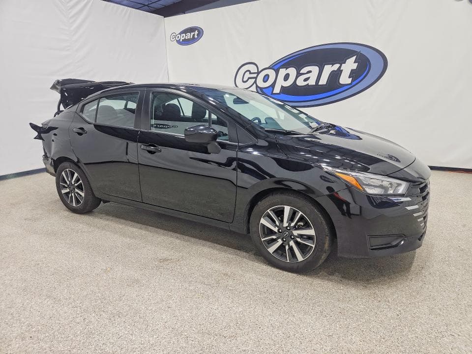 2025 NISSAN VERSA SV 4