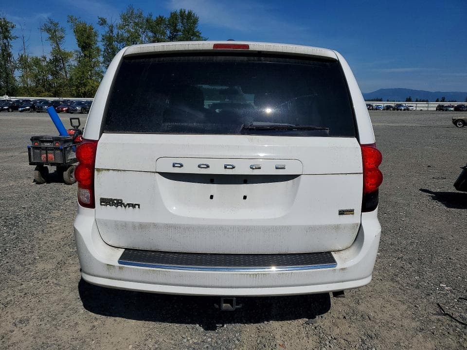 2017 DODGE GRAND CARAVAN SE 6