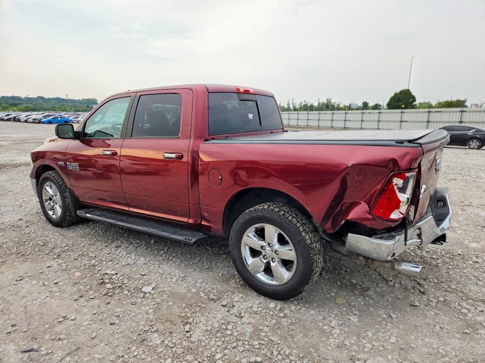 2018 RAM 1500 SLT 2