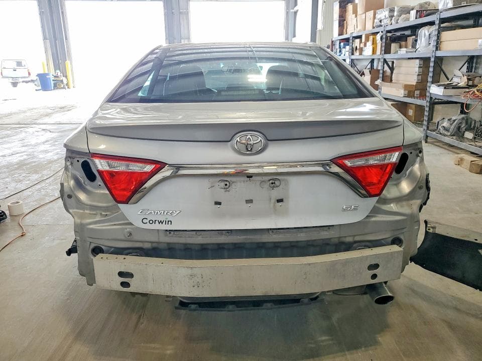 2017 TOYOTA CAMRY HYB LE/SE/XLE 6