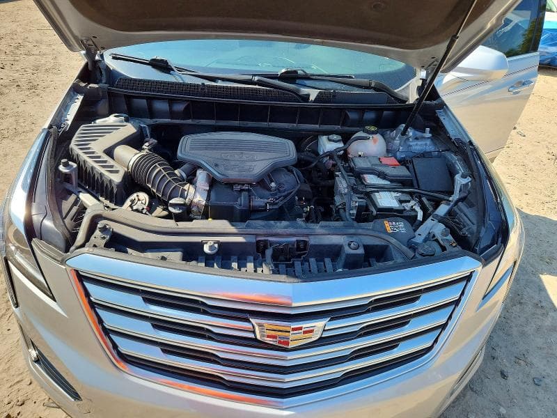 2018 CADILLAC XT5 12