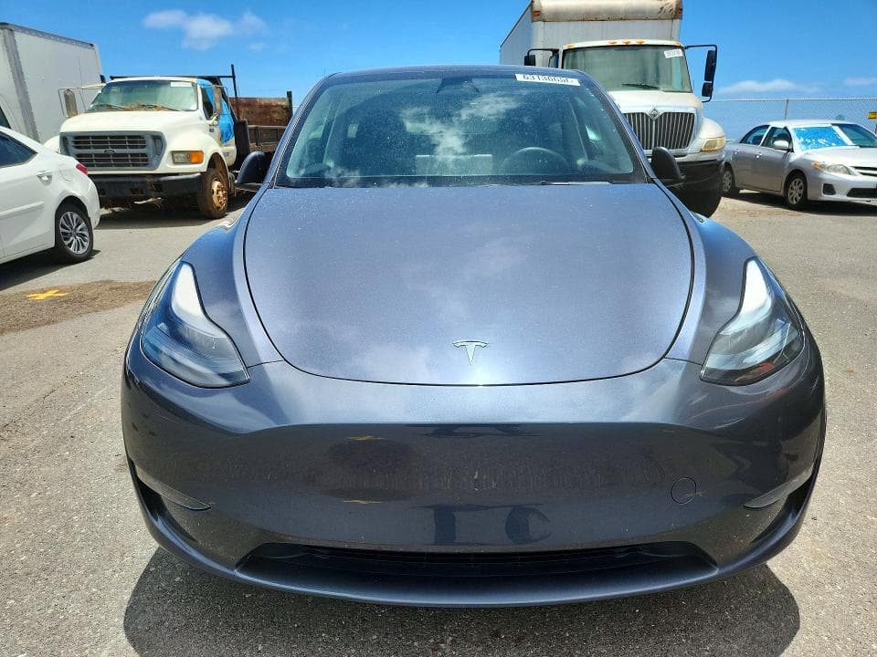 2023 TESLA MODEL Y 5