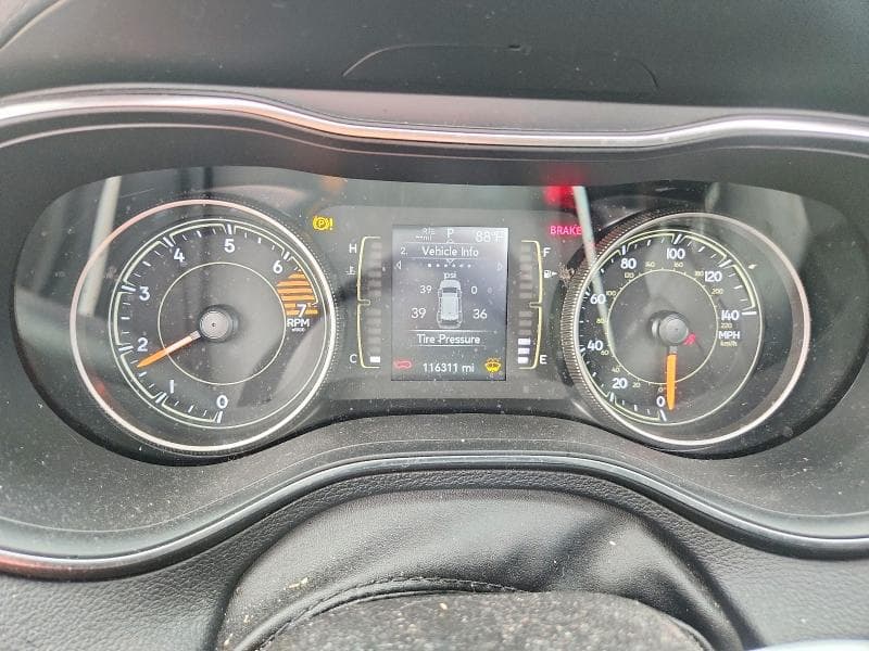 2020 JEEP CHEROKEE LATITUDE PLUS 9