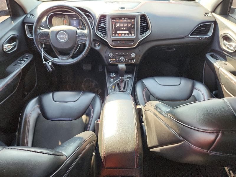 2019 JEEP CHEROKEE TRAILHAWK 8